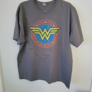 XL Wonder Woman T-Shirt! Unisex